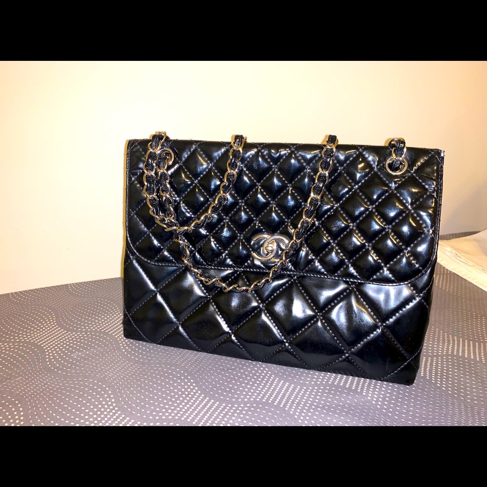 Chanel purse